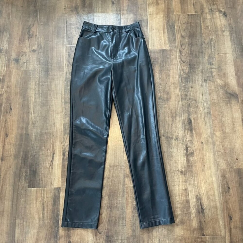 White Fox Black Faux Leather Straight Leg Pants Size Small – Sleek High Rise